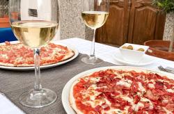 Pizzas Parma y Rústica en Restaurane La Romana